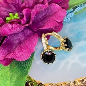 Brilliant Round Onyx CZ earring - 925 gold tone
